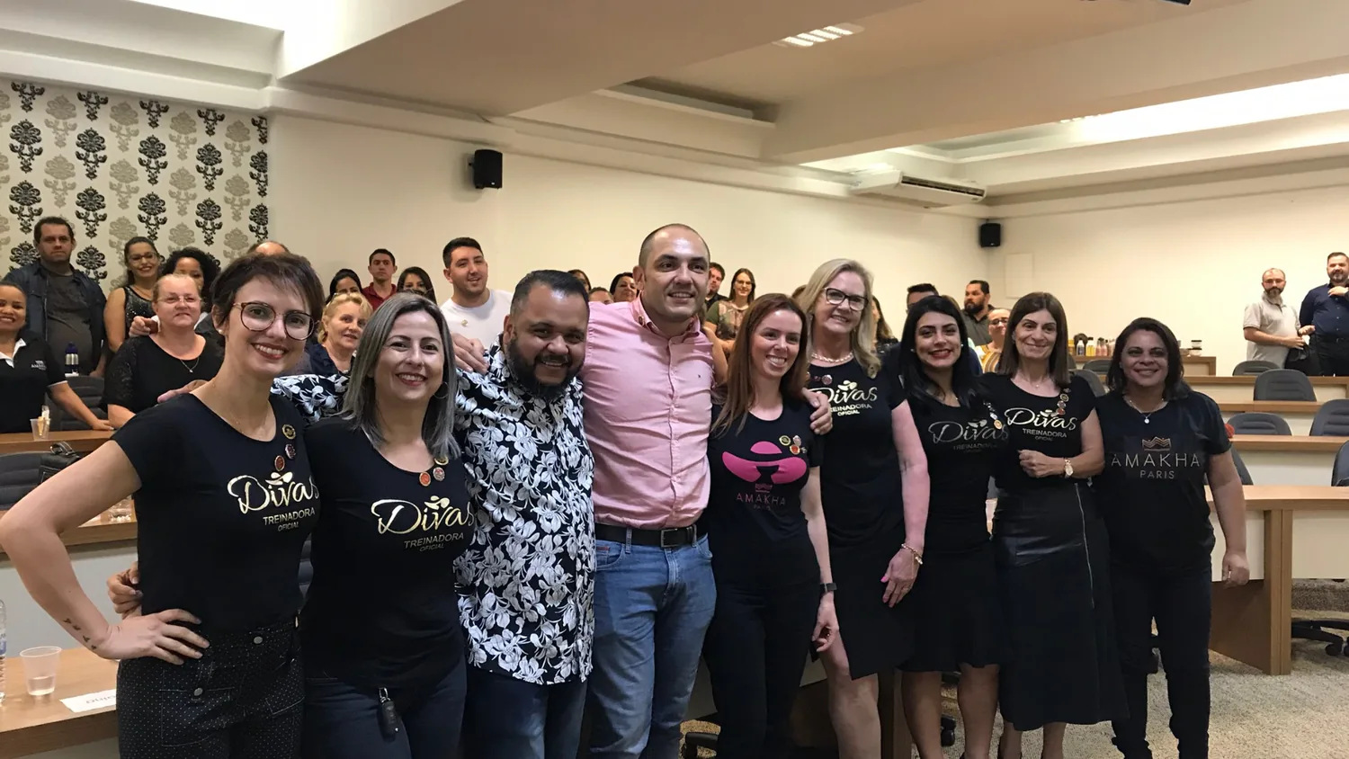 Registro de Rosemeire Hespanholeto com participantes de treinamento